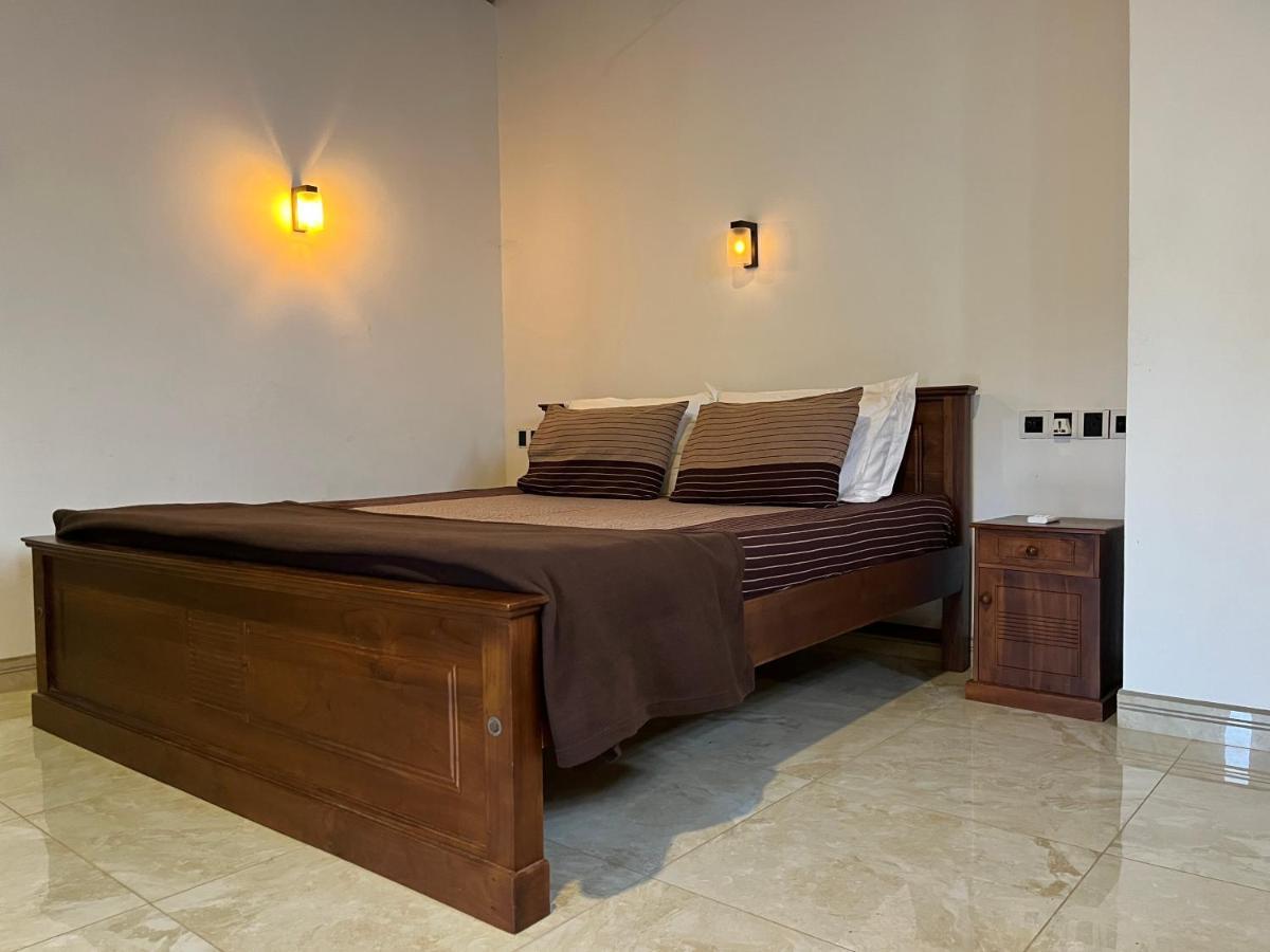 Villa Dinoos- Weligama Exterior photo