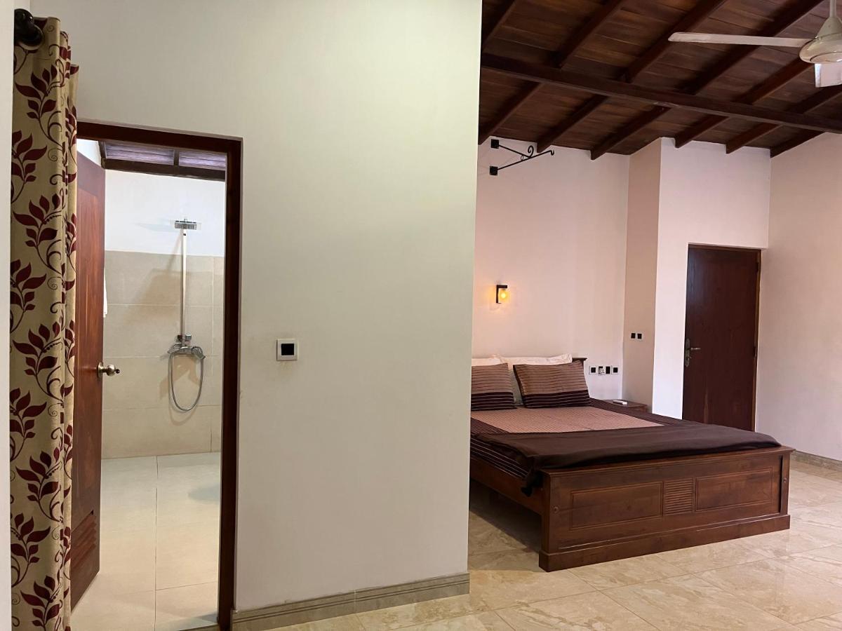 Villa Dinoos- Weligama Exterior photo